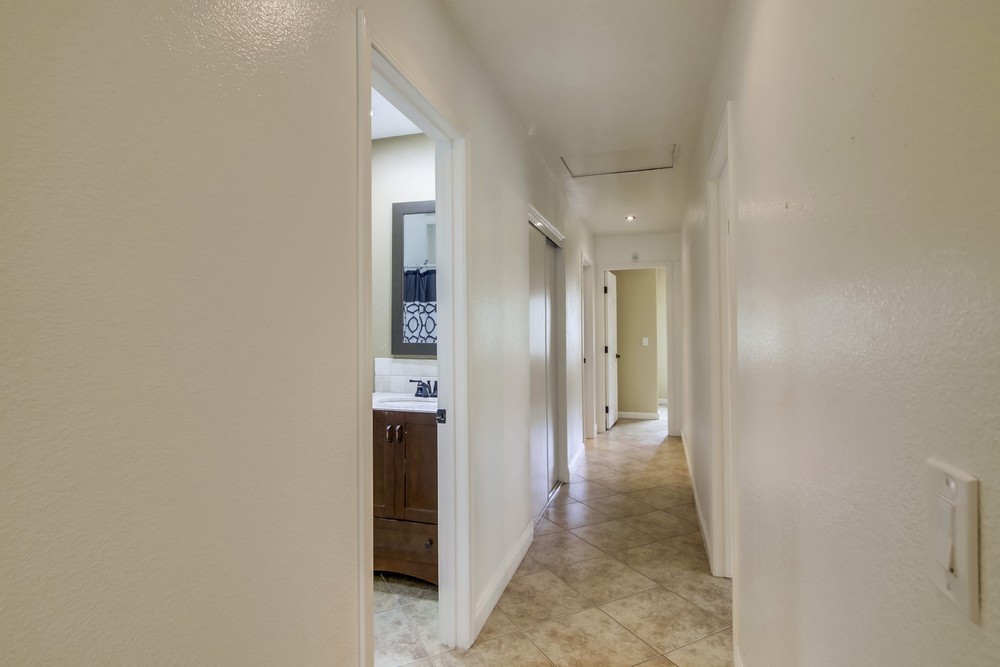 Virtual tour photo 33 of 44 for 1705 Rodear Rd