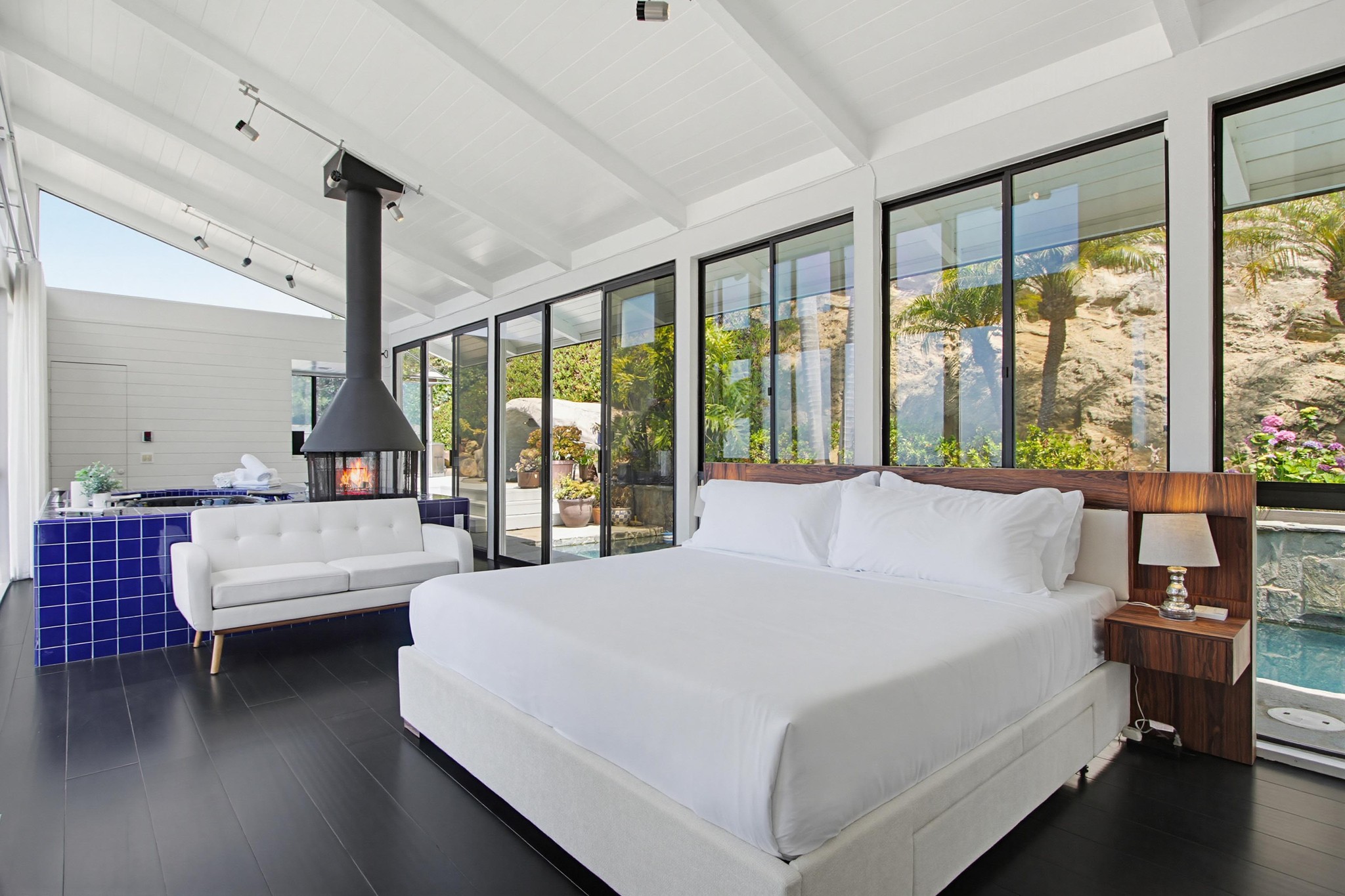 Virtual tour photo 42 of 95 for 1705 Valdes Dr