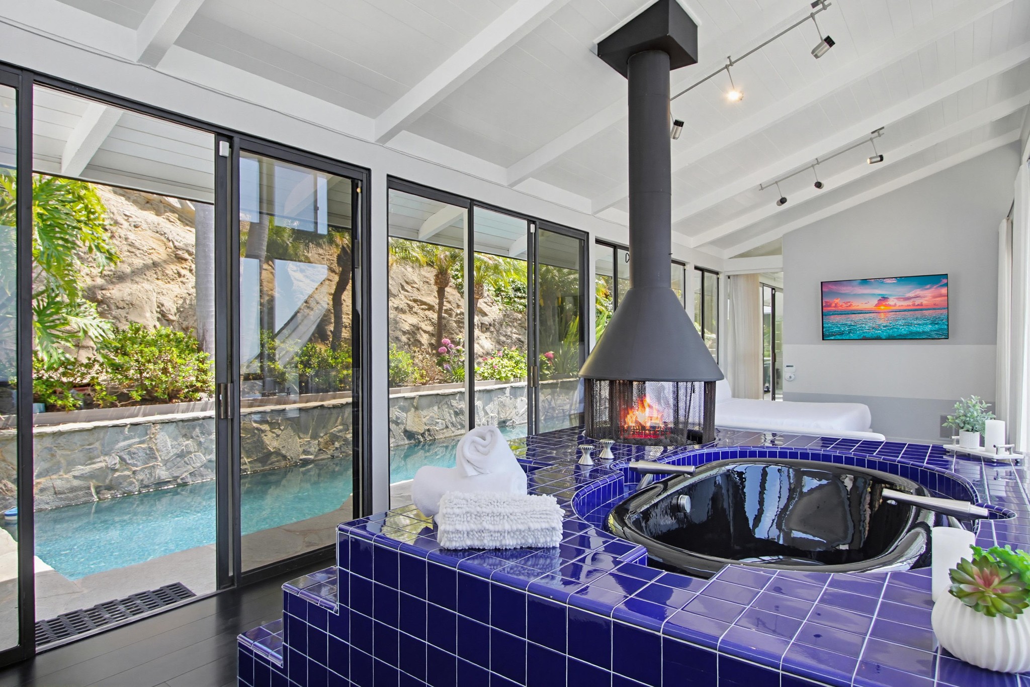 Virtual tour photo 49 of 95 for 1705 Valdes Dr