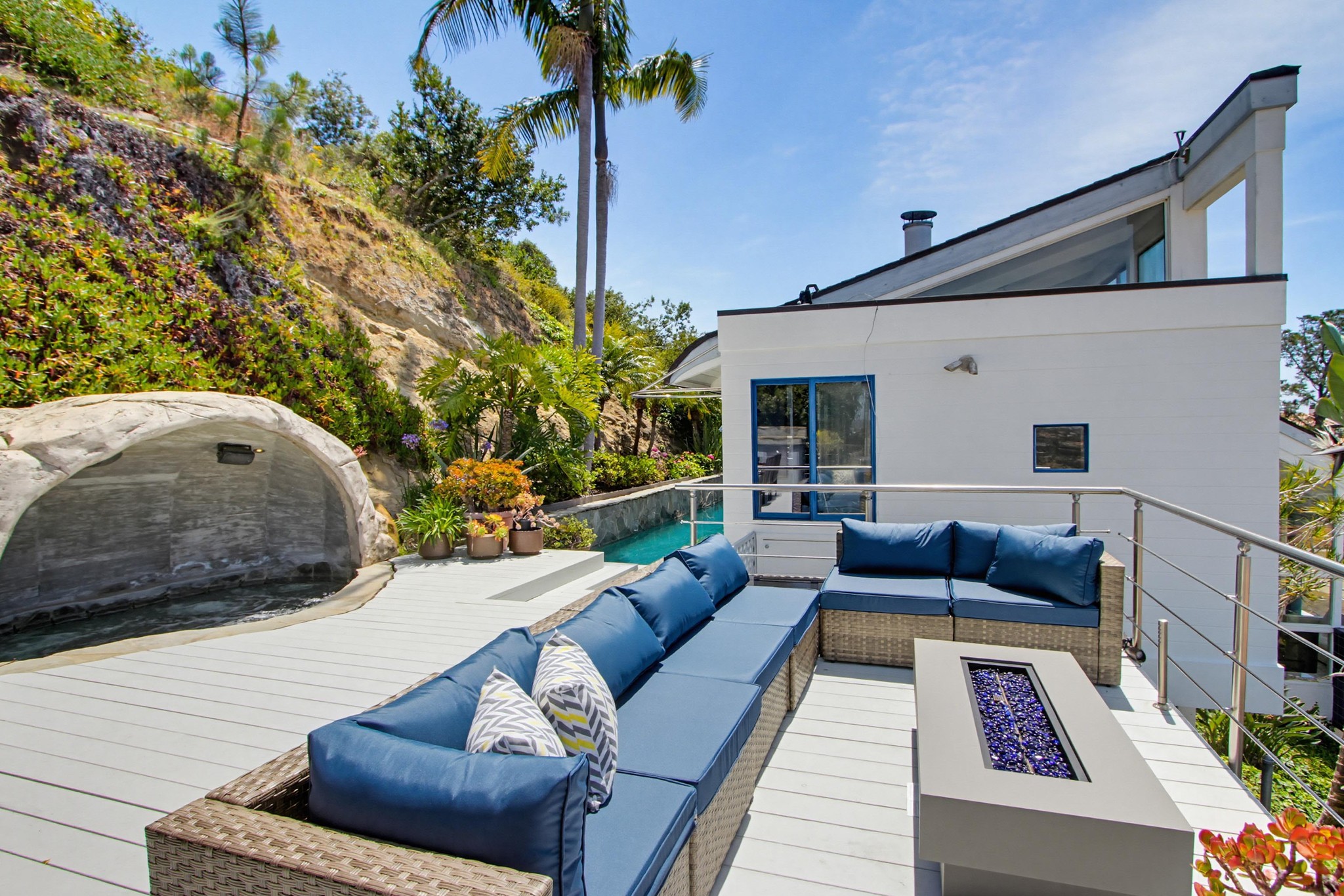 Virtual tour photo 84 of 95 for 1705 Valdes Dr