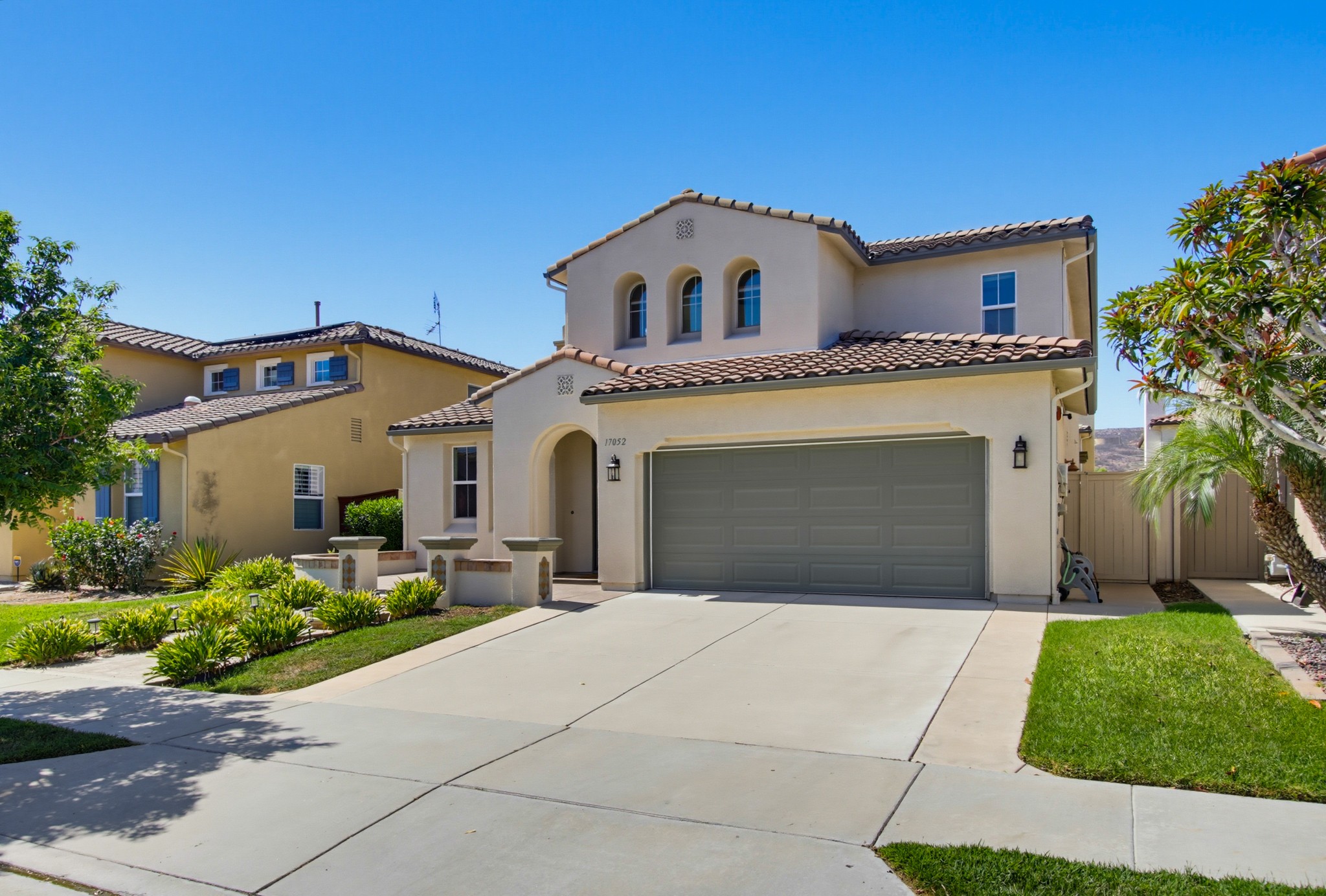 Virtual tour photo 3 of 68 for 17052 Silver Pine Rd