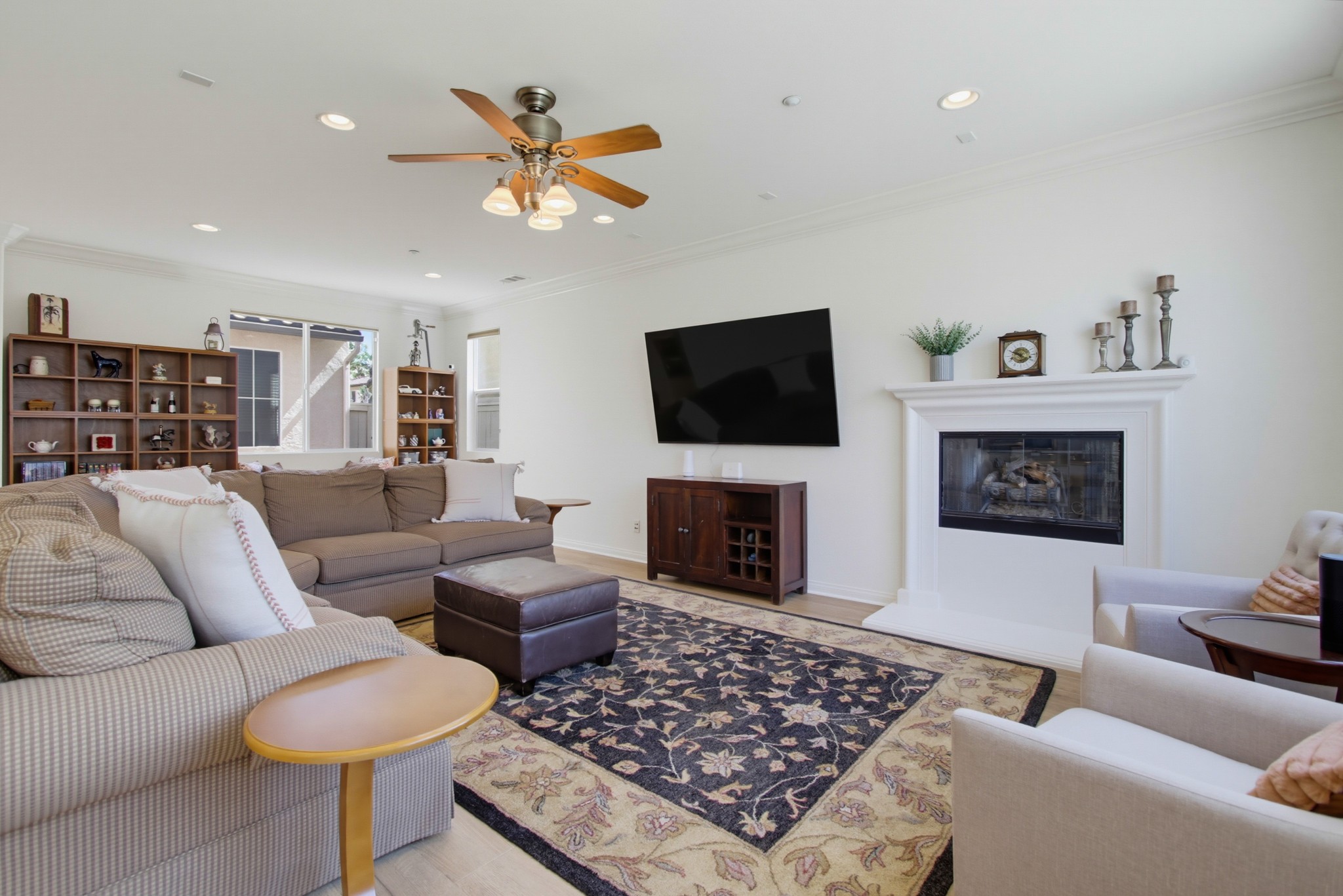 Virtual tour photo 13 of 68 for 17052 Silver Pine Rd