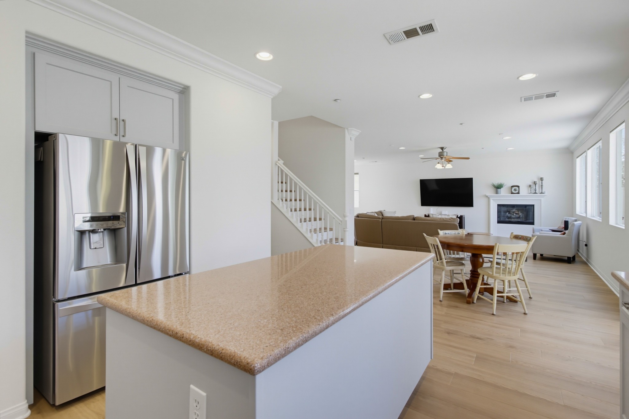 Virtual tour photo 22 of 68 for 17052 Silver Pine Rd
