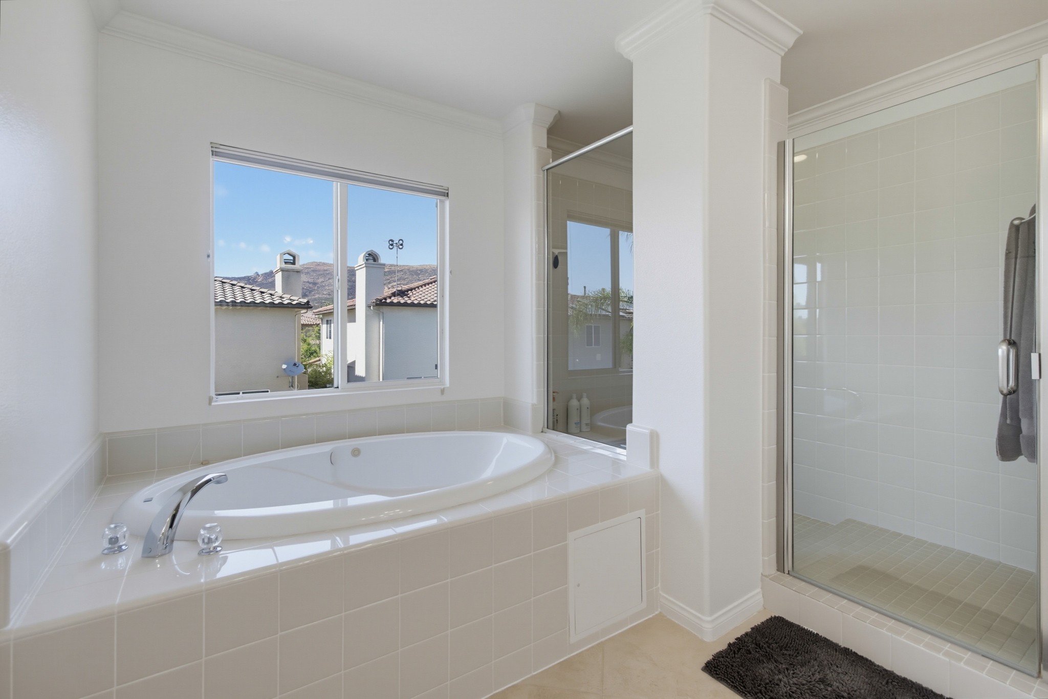 Virtual tour photo 41 of 68 for 17052 Silver Pine Rd