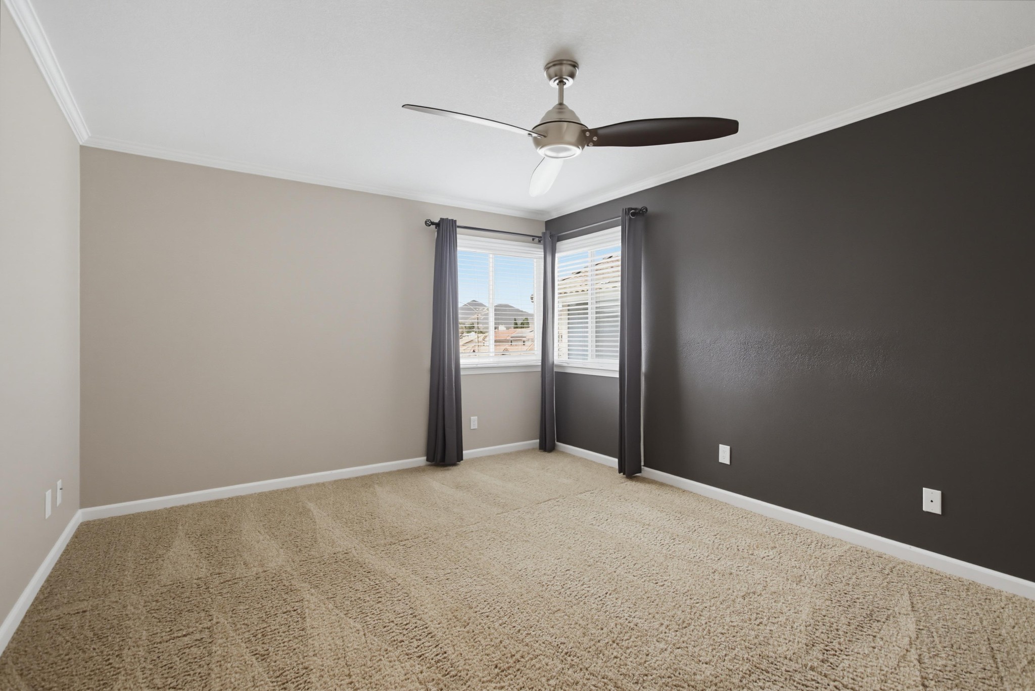 Virtual tour photo 24 of 50 for 1706 S Mammoth Pl
