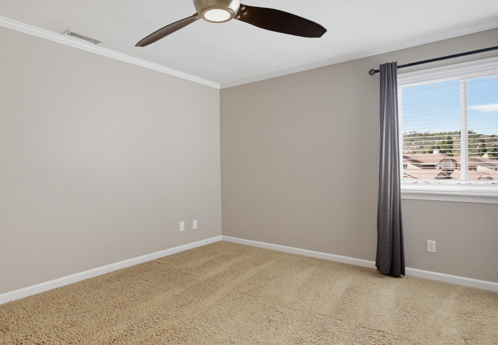 Virtual tour photo 27 of 50 for 1706 S Mammoth Pl