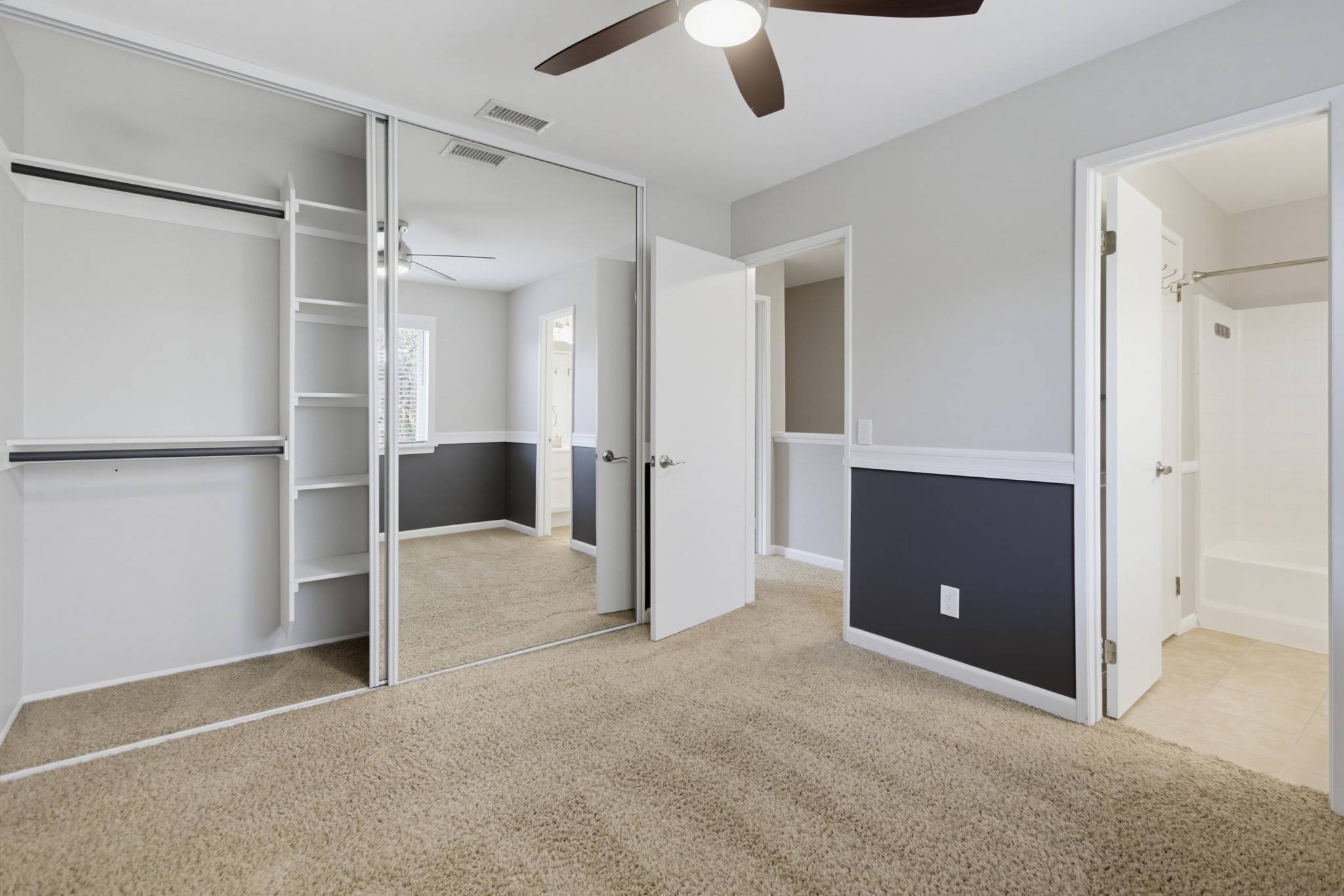 Virtual tour photo 33 of 50 for 1706 S Mammoth Pl