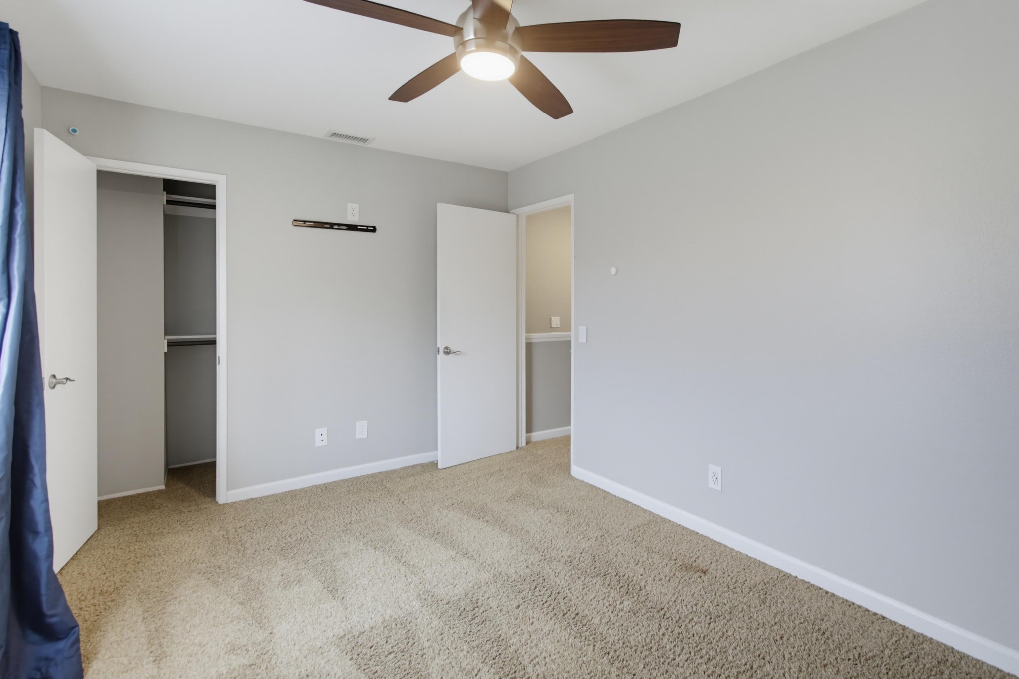 Virtual tour photo 36 of 50 for 1706 S Mammoth Pl