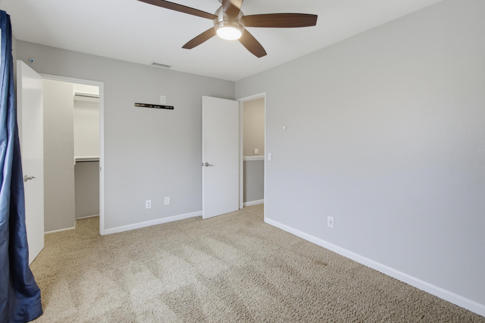 Virtual tour photo 37 of 50 for 1706 S Mammoth Pl