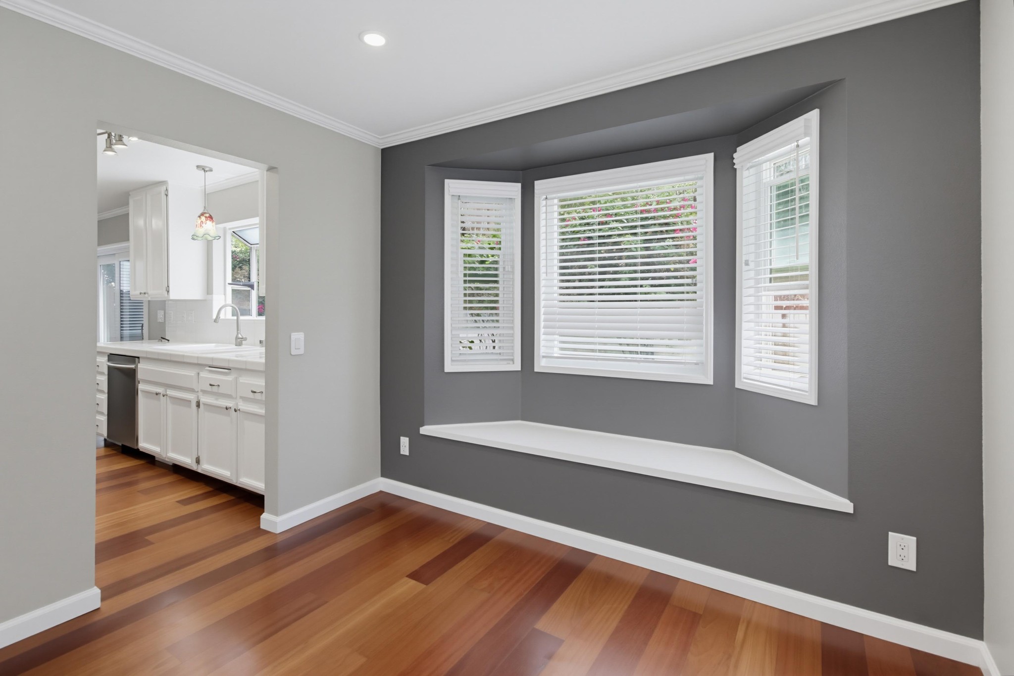 Virtual tour photo 40 of 50 for 1706 S Mammoth Pl