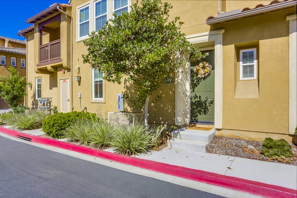 Virtual tour photo 4 of 40 for 17071 Calle Trevino UNIT 1