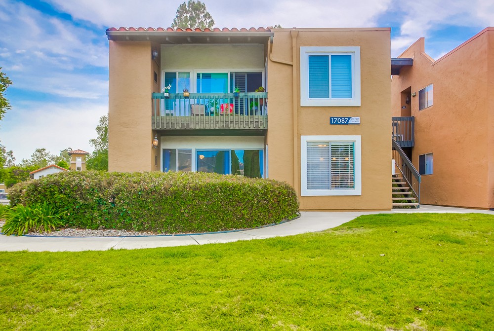 Virtual tour photo 4 of 43 for 17087 W Bernardo Dr UNIT 102