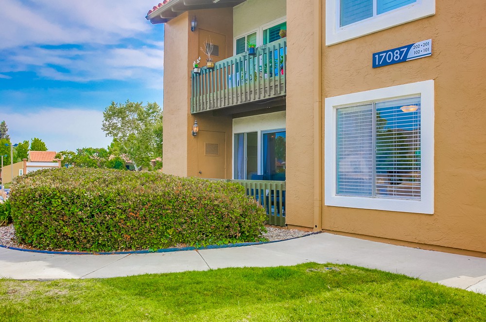 Virtual tour photo 5 of 43 for 17087 W Bernardo Dr UNIT 102