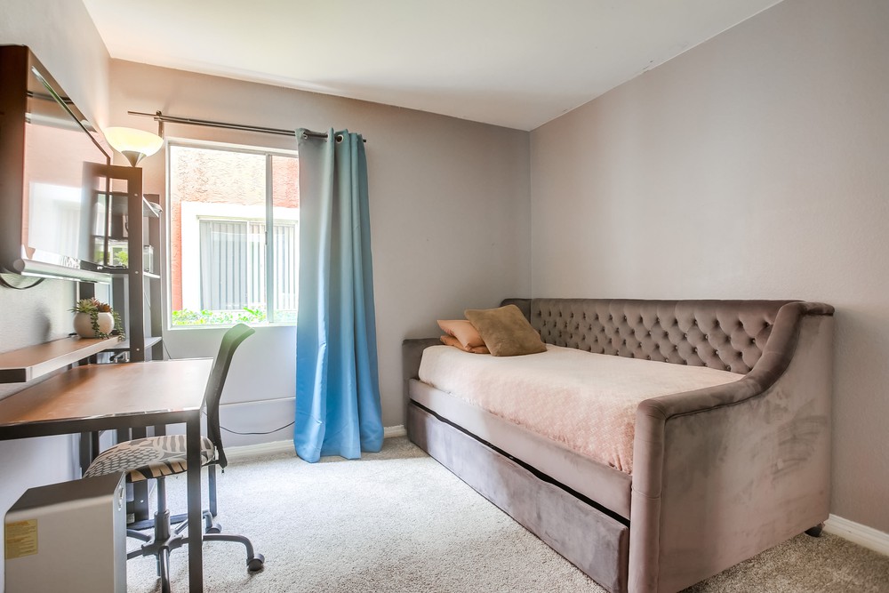 Virtual tour photo 33 of 43 for 17087 W Bernardo Dr UNIT 102