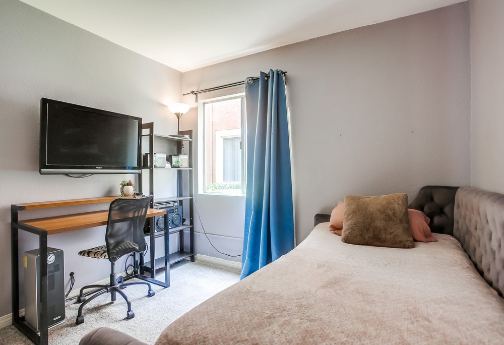 Virtual tour photo 34 of 43 for 17087 W Bernardo Dr UNIT 102