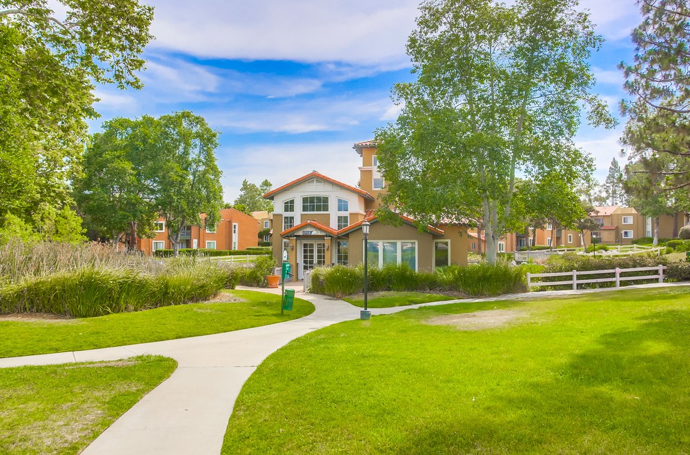 Virtual tour photo 41 of 43 for 17087 W Bernardo Dr UNIT 102