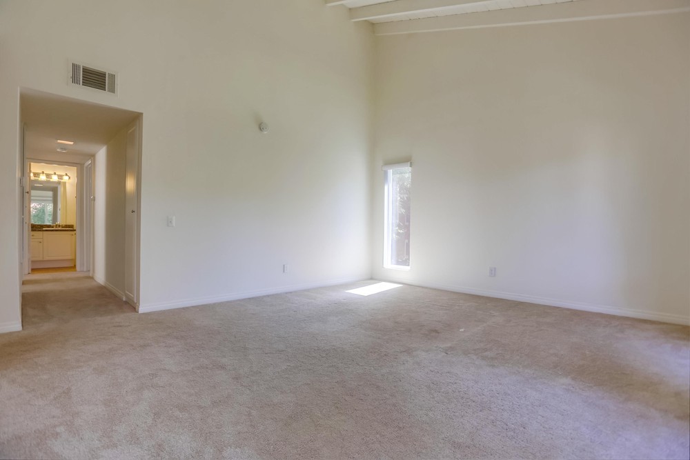 Virtual tour photo 10 of 50 for 17099 W Bernardo Dr UNIT 201
