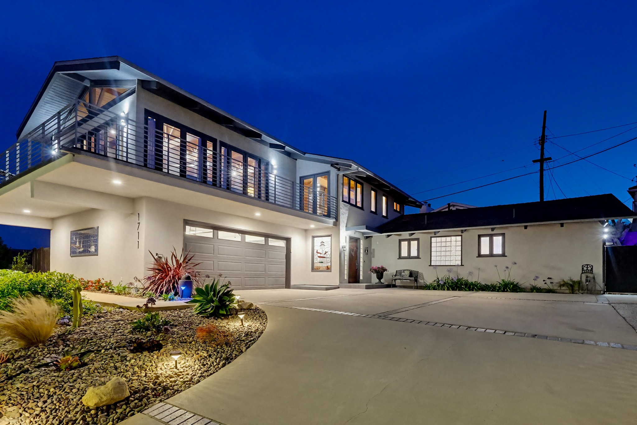 Virtual tour photo 3 of 59 for 1711 Pescadores Ave