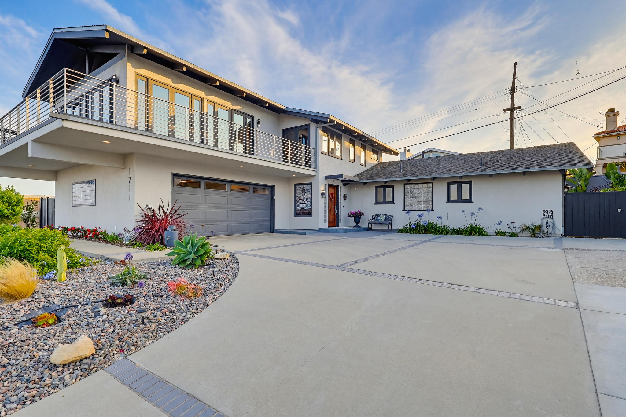 Virtual tour photo 57 of 59 for 1711 Pescadores Ave