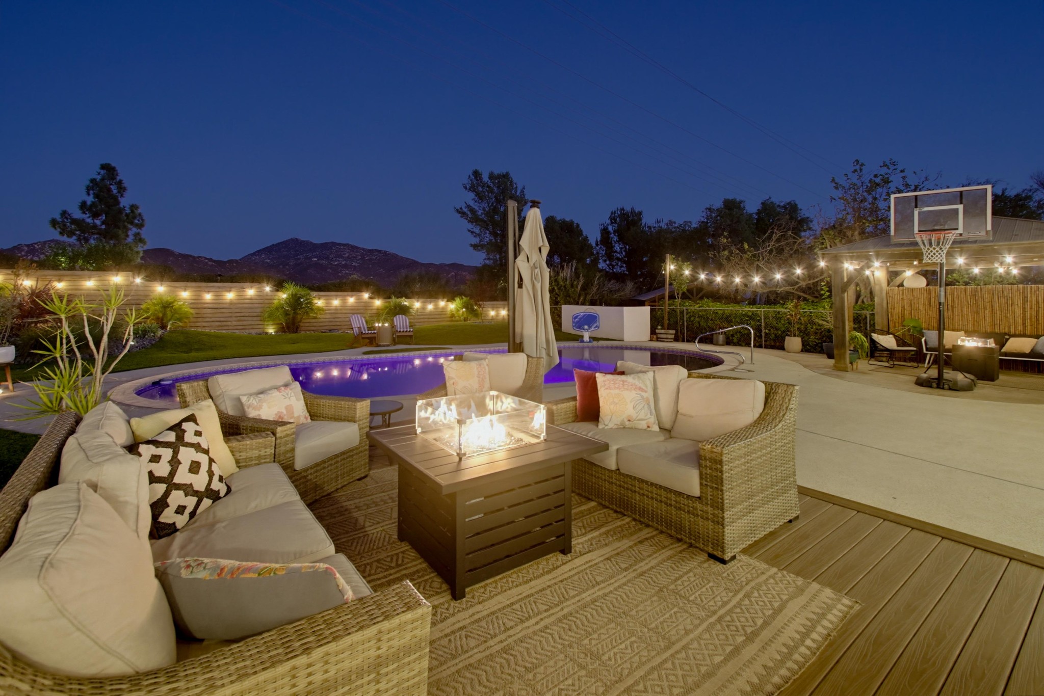 Virtual tour photo 32 of 112 for 17115 Tam O Shanter Dr