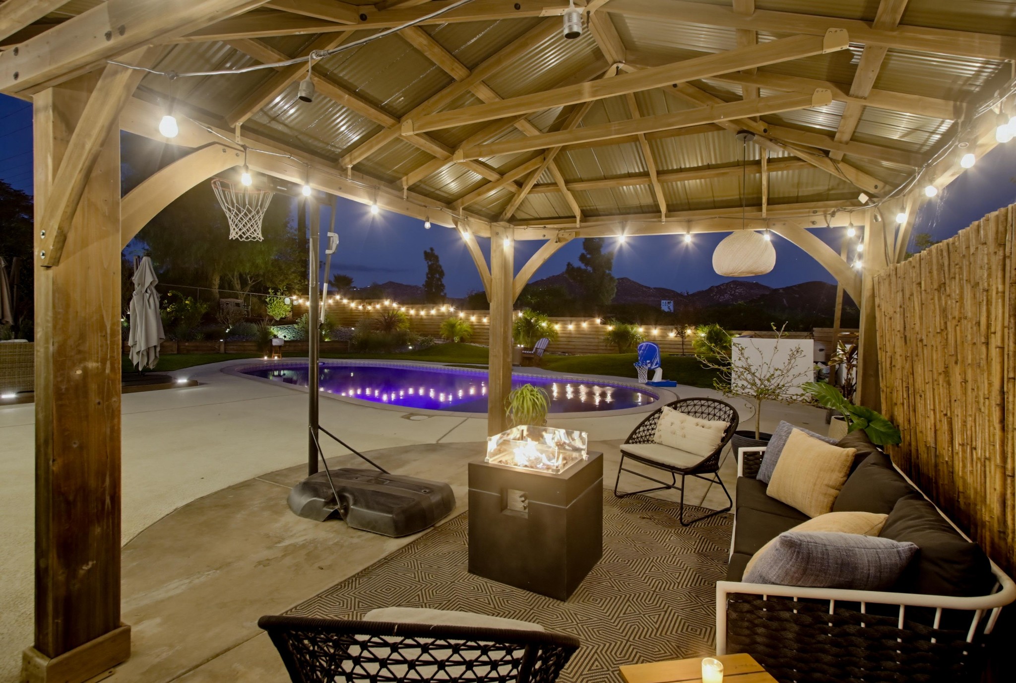 Virtual tour photo 36 of 112 for 17115 Tam O Shanter Dr