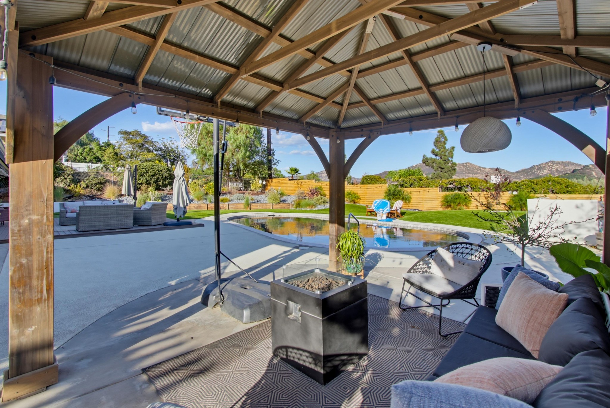 Virtual tour photo 90 of 112 for 17115 Tam O Shanter Dr