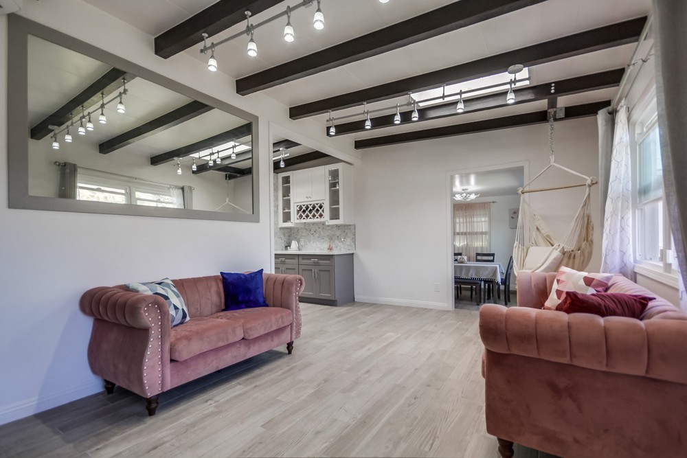 Virtual tour photo 9 of 42 for 1712 Gateway Dr