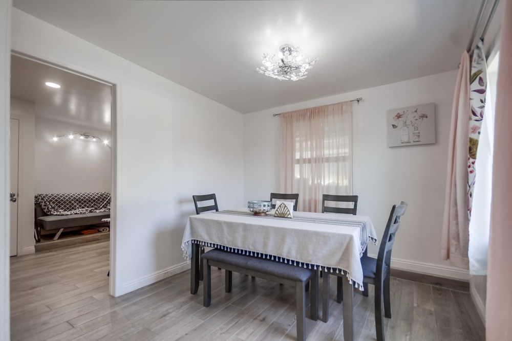 Virtual tour photo 13 of 42 for 1712 Gateway Dr