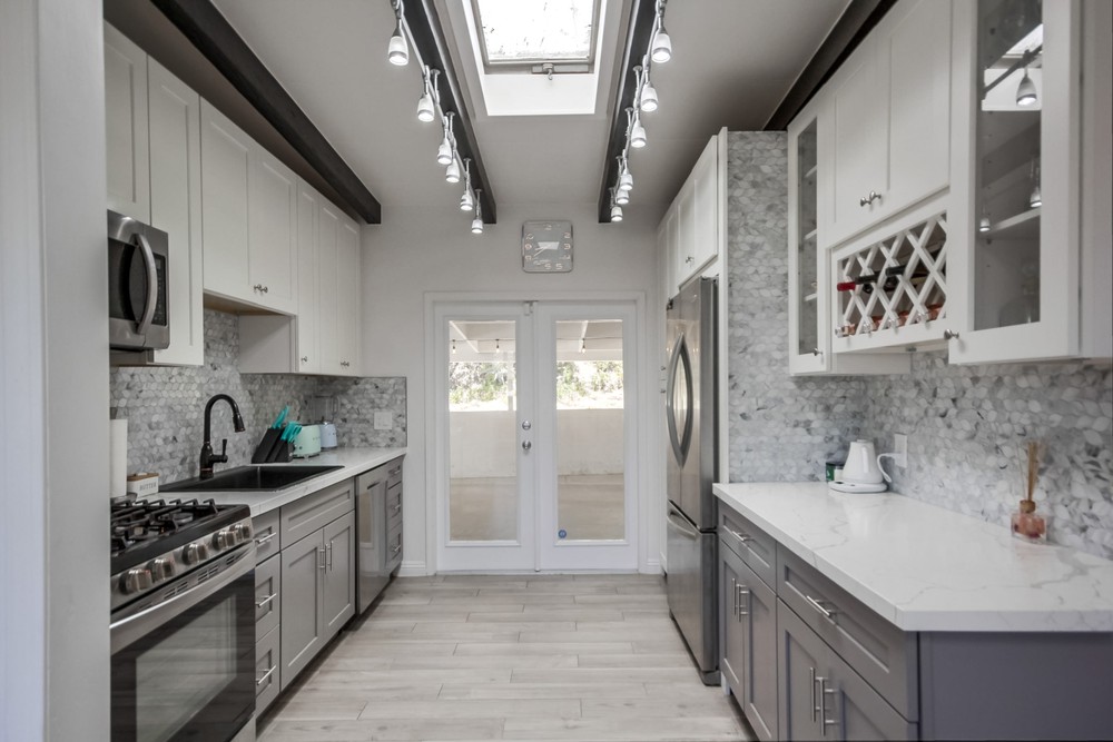 Virtual tour photo 16 of 42 for 1712 Gateway Dr