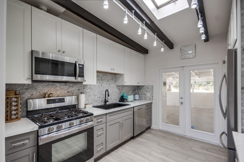 Virtual tour photo 18 of 42 for 1712 Gateway Dr