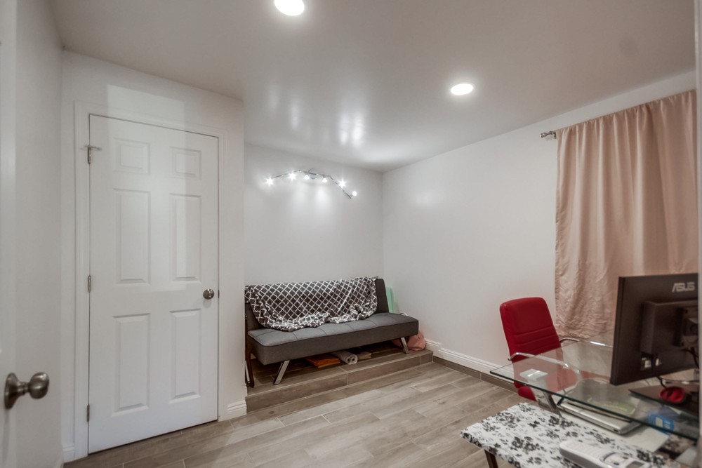 Virtual tour photo 21 of 42 for 1712 Gateway Dr