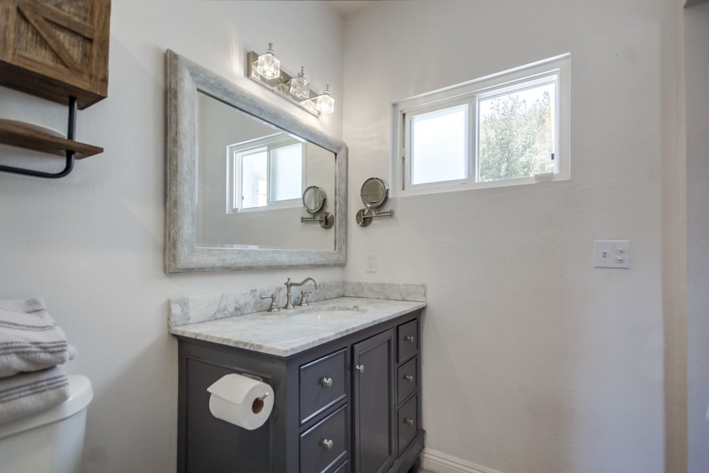 Virtual tour photo 36 of 42 for 1712 Gateway Dr