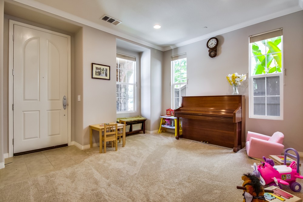 Virtual tour photo 10 of 72 for 17131 Albert Avenue