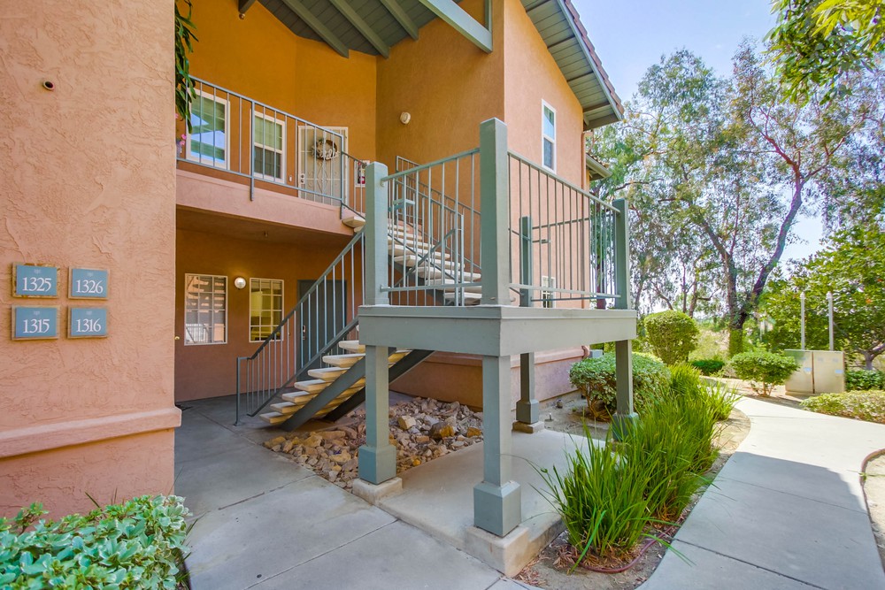Virtual tour photo 4 of 48 for 17161 Alva Rd UNIT 1316