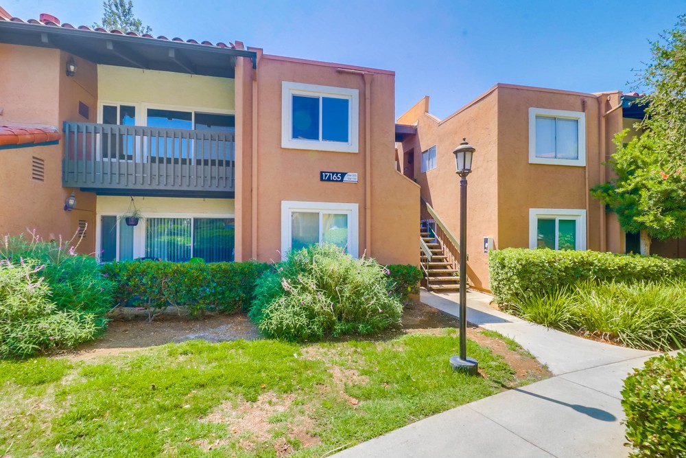 Virtual tour photo 4 of 37 for 17165 W Bernardo Dr UNIT 201