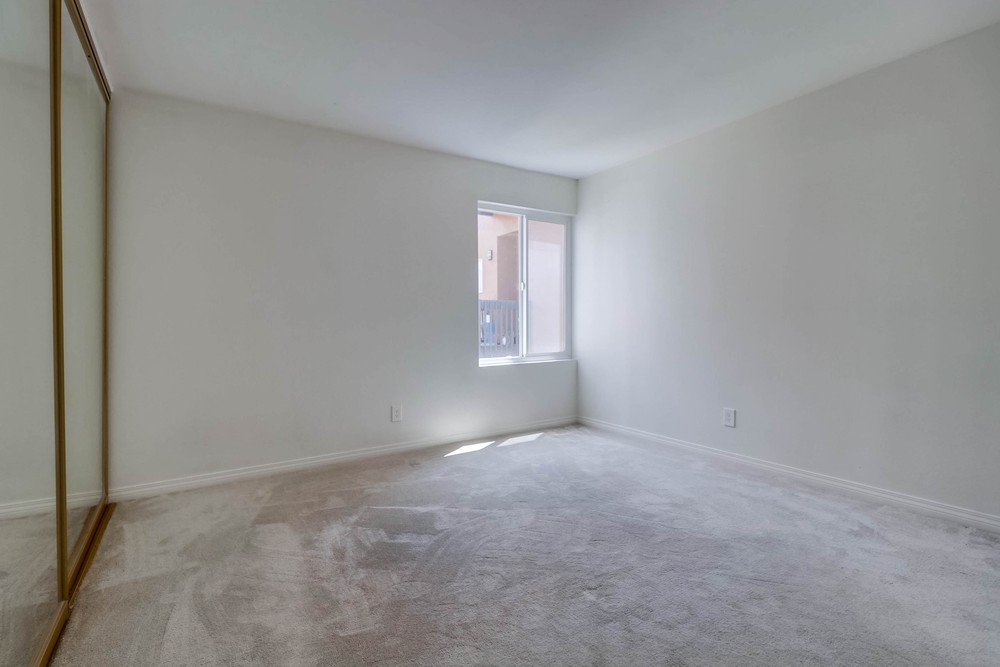 Virtual tour photo 25 of 37 for 17165 W Bernardo Dr UNIT 201