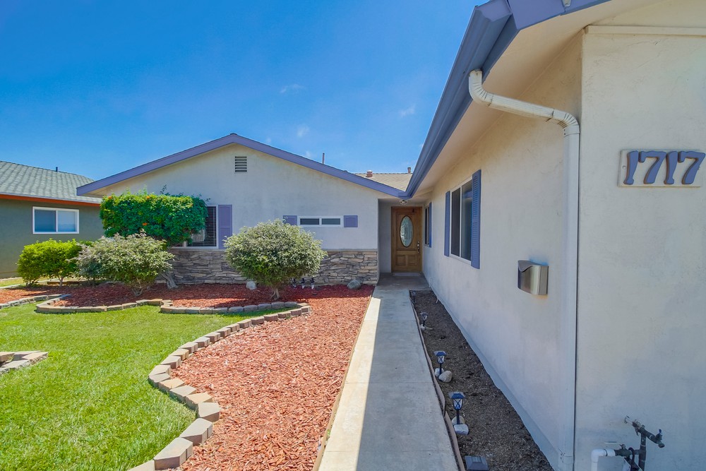 Virtual tour photo 7 of 58 for 1717 Royston Dr