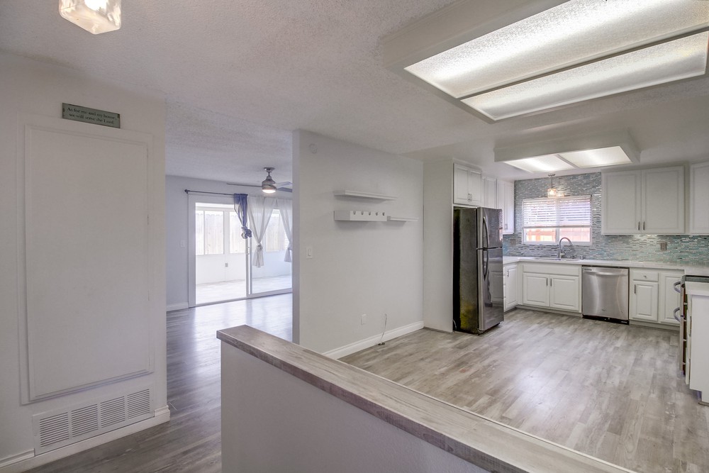 Virtual tour photo 11 of 58 for 1717 Royston Dr