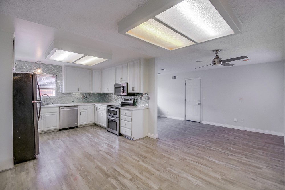 Virtual tour photo 18 of 58 for 1717 Royston Dr