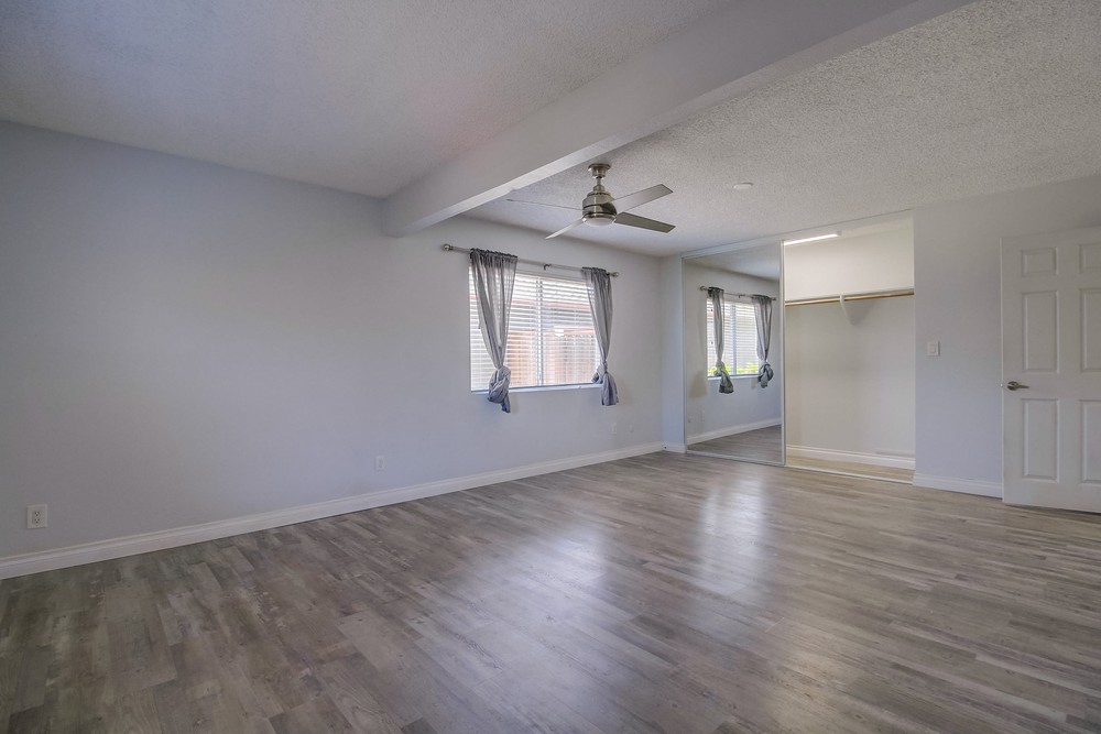 Virtual tour photo 26 of 58 for 1717 Royston Dr