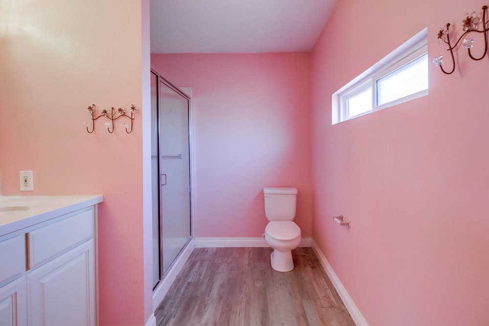 Virtual tour photo 33 of 58 for 1717 Royston Dr