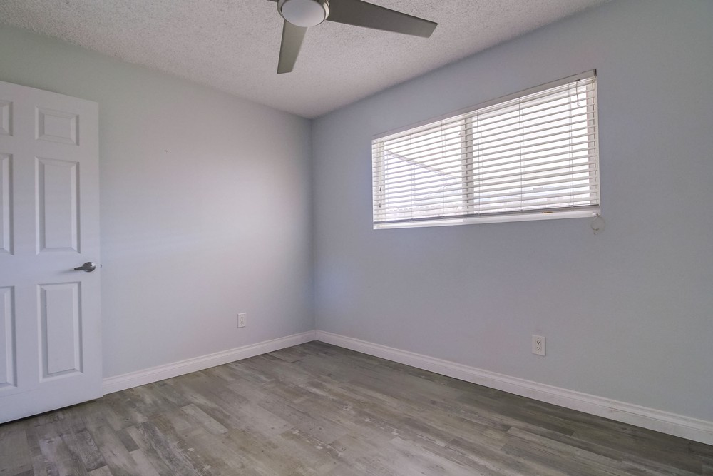 Virtual tour photo 37 of 58 for 1717 Royston Dr