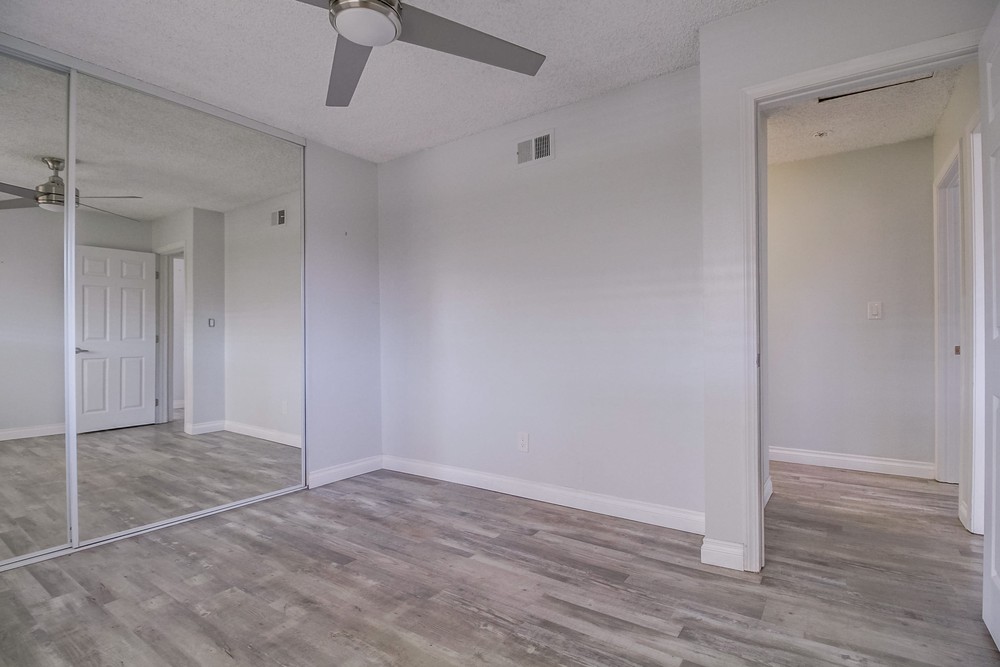 Virtual tour photo 39 of 58 for 1717 Royston Dr