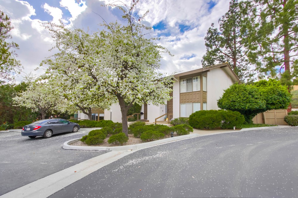 Virtual tour photo 1 of 44 for 17173 Bernardo Center Dr
