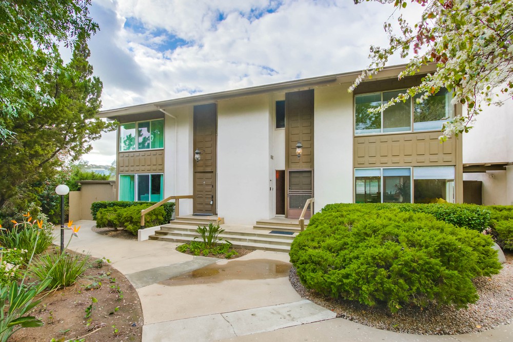 Virtual tour photo 3 of 44 for 17173 Bernardo Center Dr