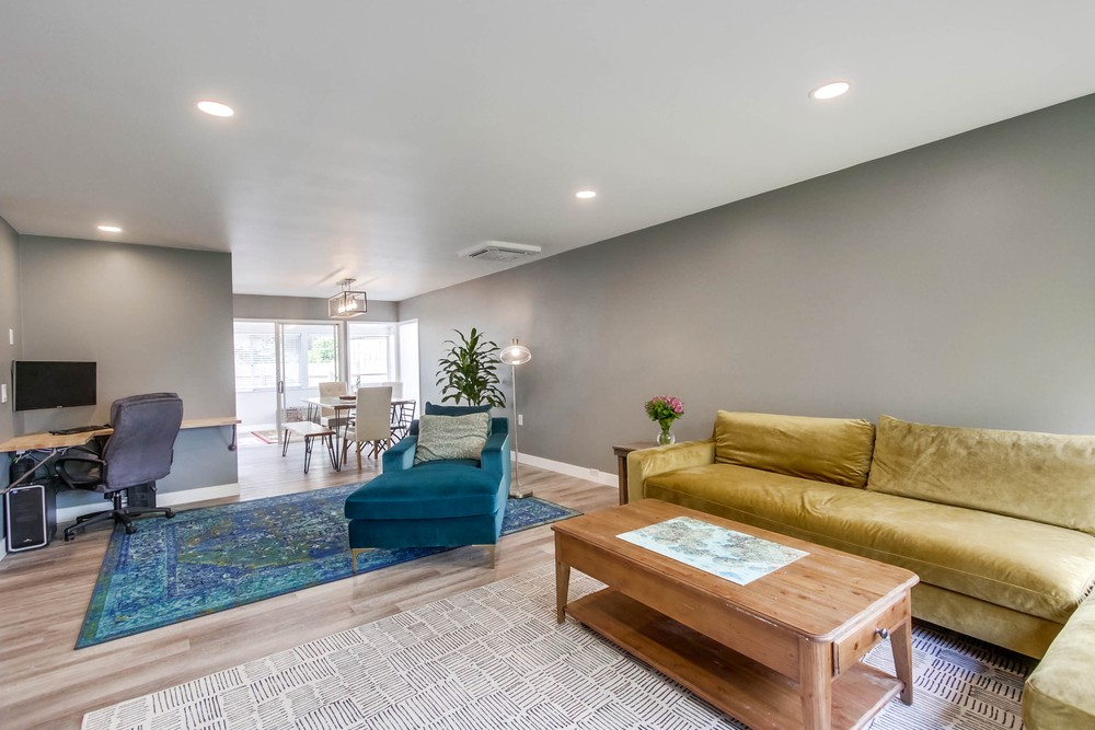 Virtual tour photo 11 of 44 for 17173 Bernardo Center Dr