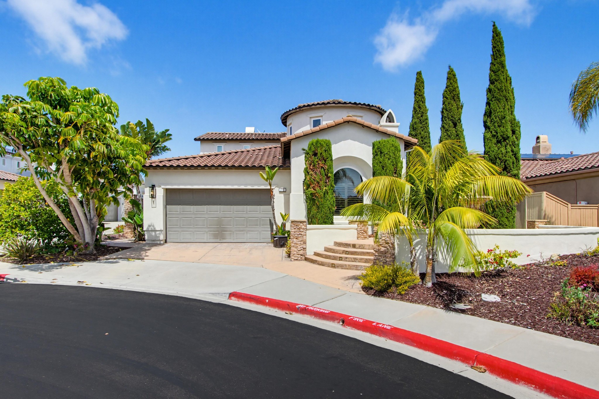 Virtual tour photo 1 of 92 for 1718 Playa Vista