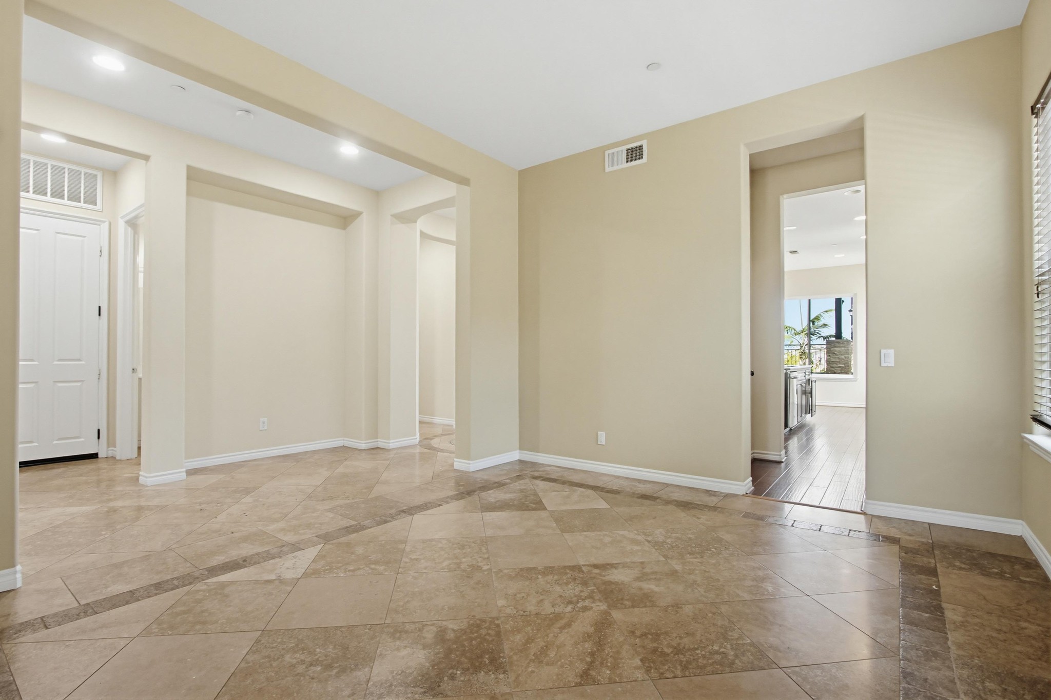 Virtual tour photo 23 of 92 for 1718 Playa Vista