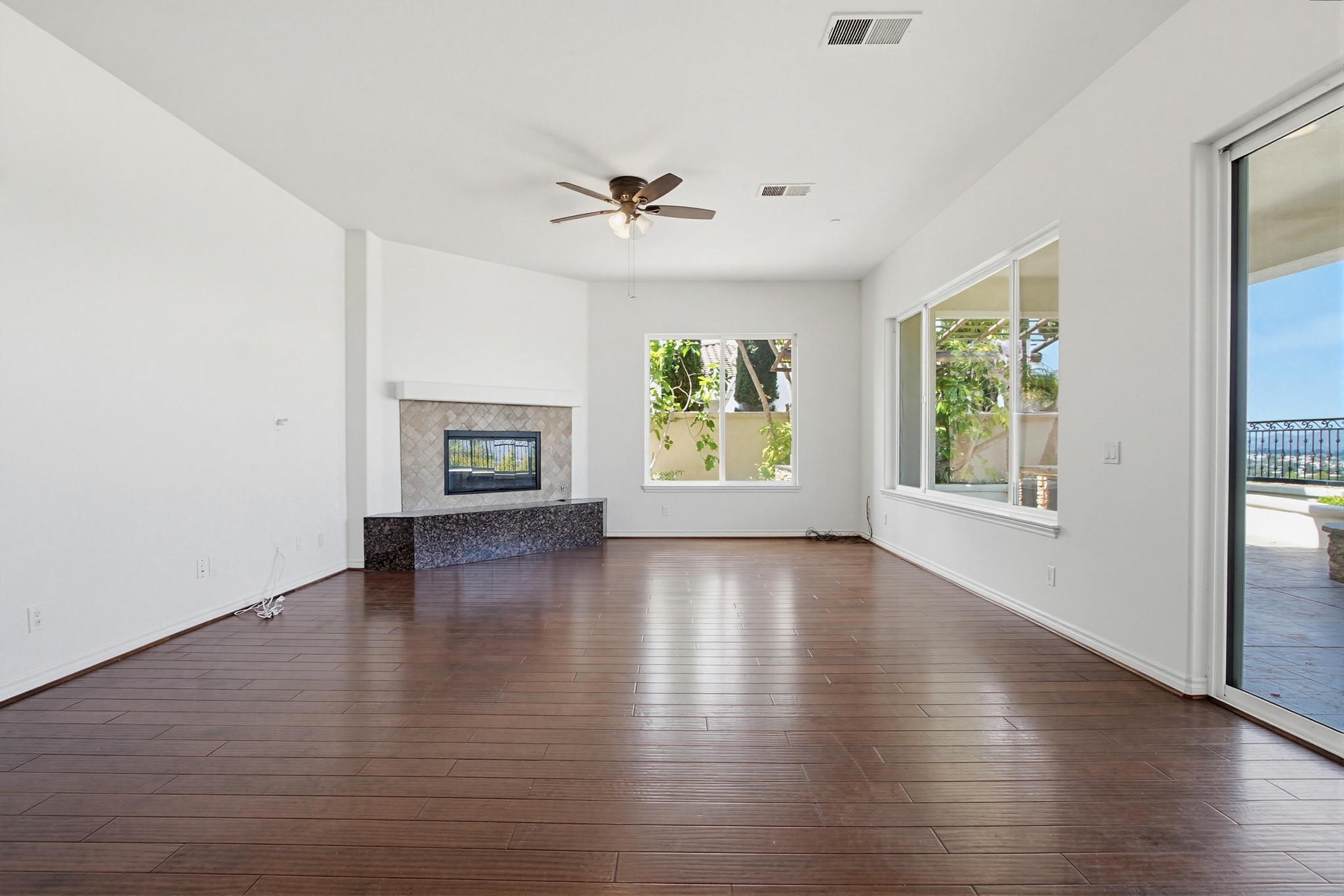 Virtual tour photo 36 of 92 for 1718 Playa Vista