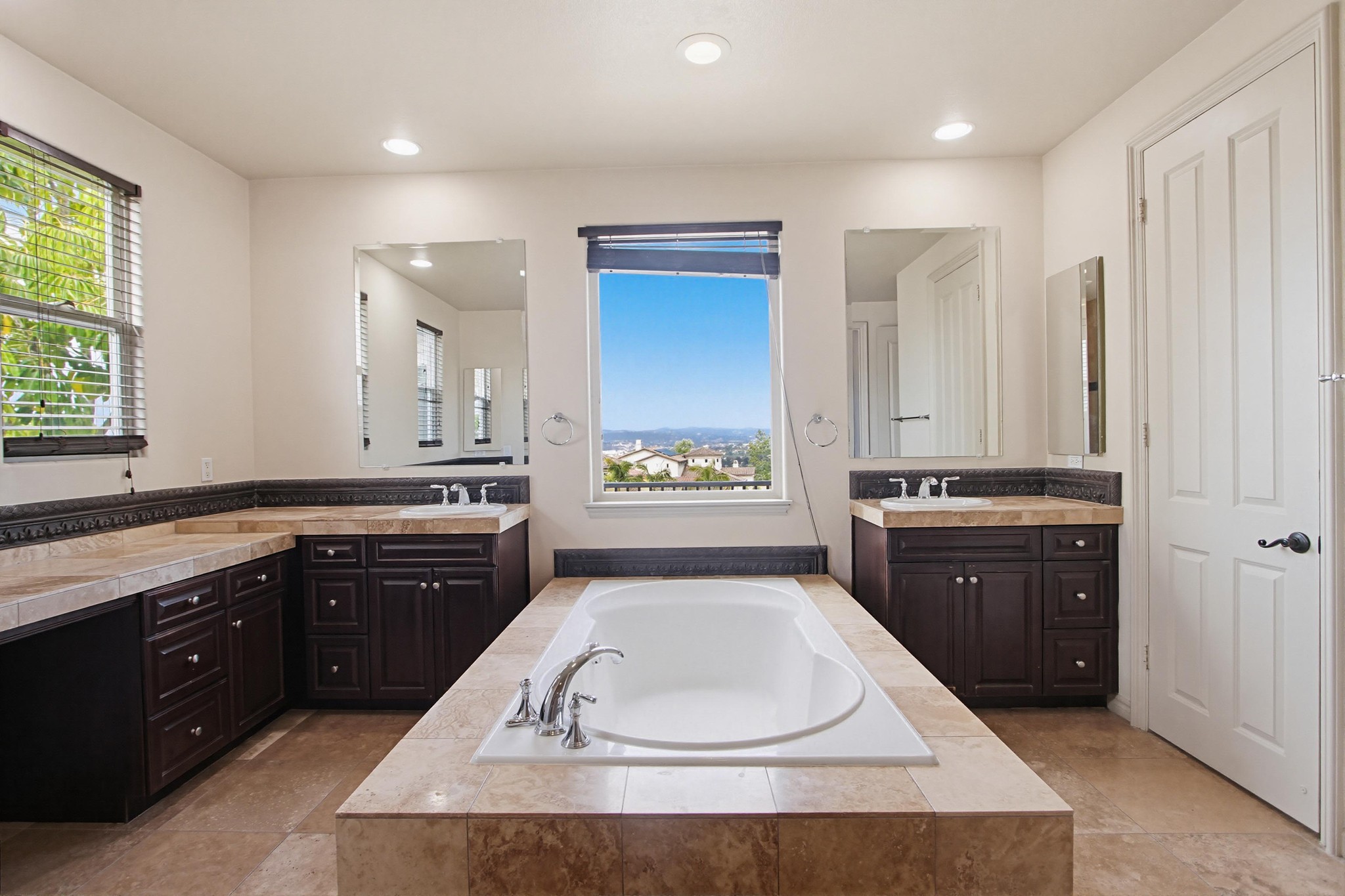 Virtual tour photo 70 of 92 for 1718 Playa Vista